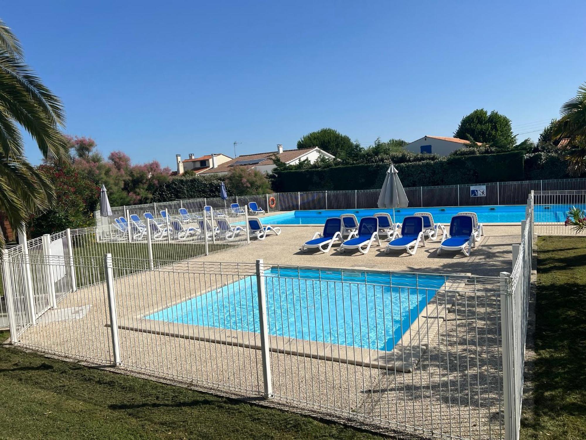 Les Amareyeurs - Ile D'Oleron - Maison Classee 3 Etoiles Avec Piscine - Clim - Velos เลอ แชโตว์-โดเลรง ภายนอก รูปภาพ